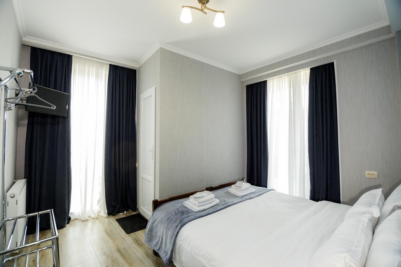 Big Family Guest House Tbilisi Exterior foto